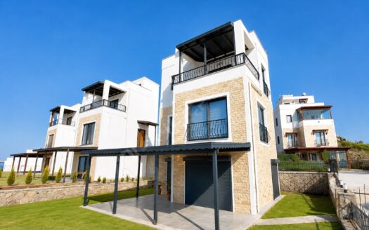 Yalıkavak Kızılburun’da Satılık Havuzlu Site İçinde 3+1 Villa
